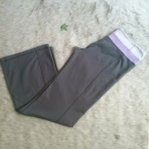 Lululemon Reversiable Boot Cut Leggings Size 12